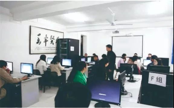 事业编学校财务人员全面解析，职责、挑战与前景展望