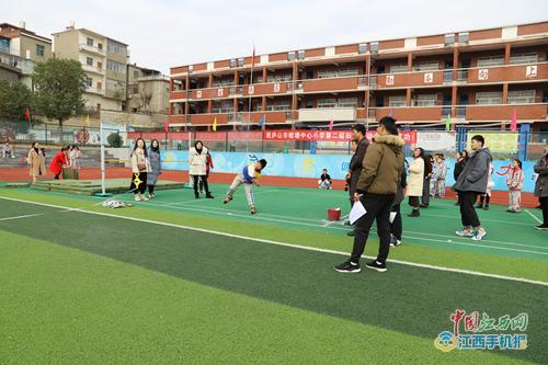 六安市雷锋路小学第十七届秋季田径运动会精彩纪实