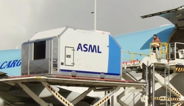 光刻机巨头荷兰ASML，领先技术与全球合作的驱动力