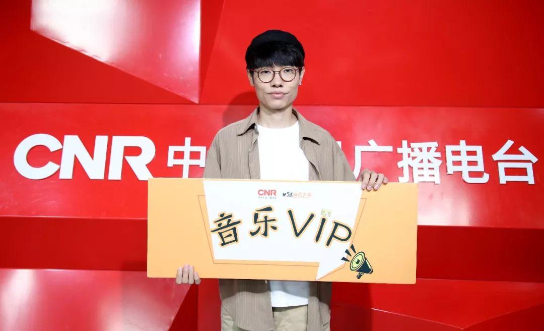 李行亮歌曲愿得一人心MV深情演绎与视觉盛宴的完美结合