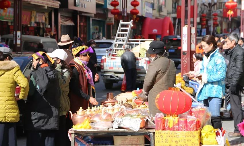 关岭市场新春升级，年货丰富年味浓郁