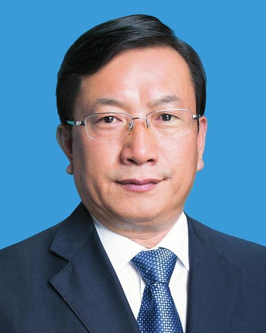 团省委书记郑伟峰履新之路，成长历程与担当（附简历概览）